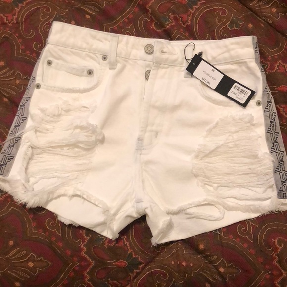 LF the brand white shorts - Picture 3 of 3